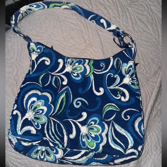 Handbags - Vera Bradley bag